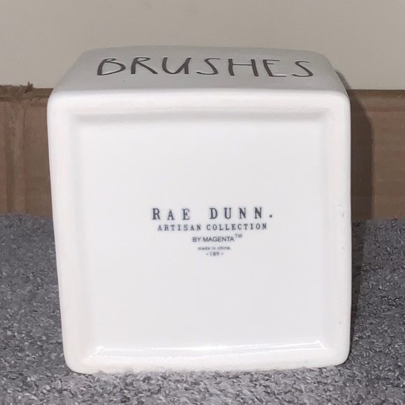 Rae Dunn BRUSHES holder - Picture 5 of 10